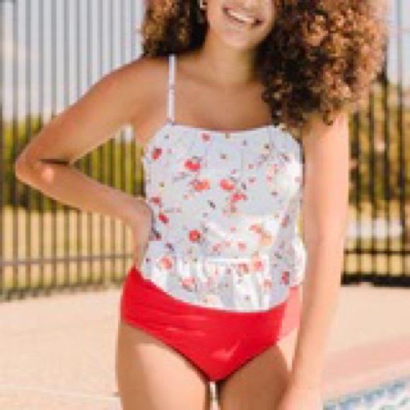 NWT Womens Beachsissi XL Tankini Top, Red & White Floral Pattern w/ Red Bottoms - Picture 7 of 11